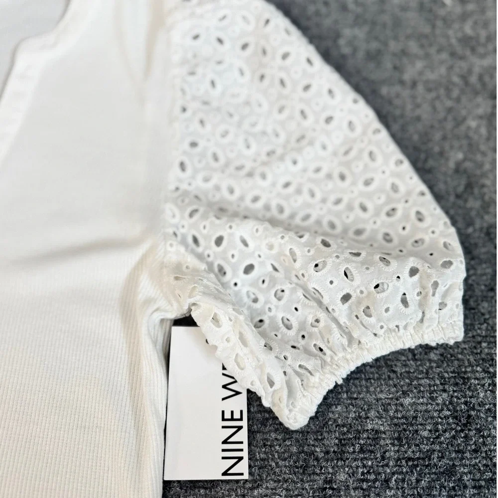 Nine West Womens White Ribbed Eyelet Puff Sleeve Split Neck Top Small NWT - Picture 3 of 5